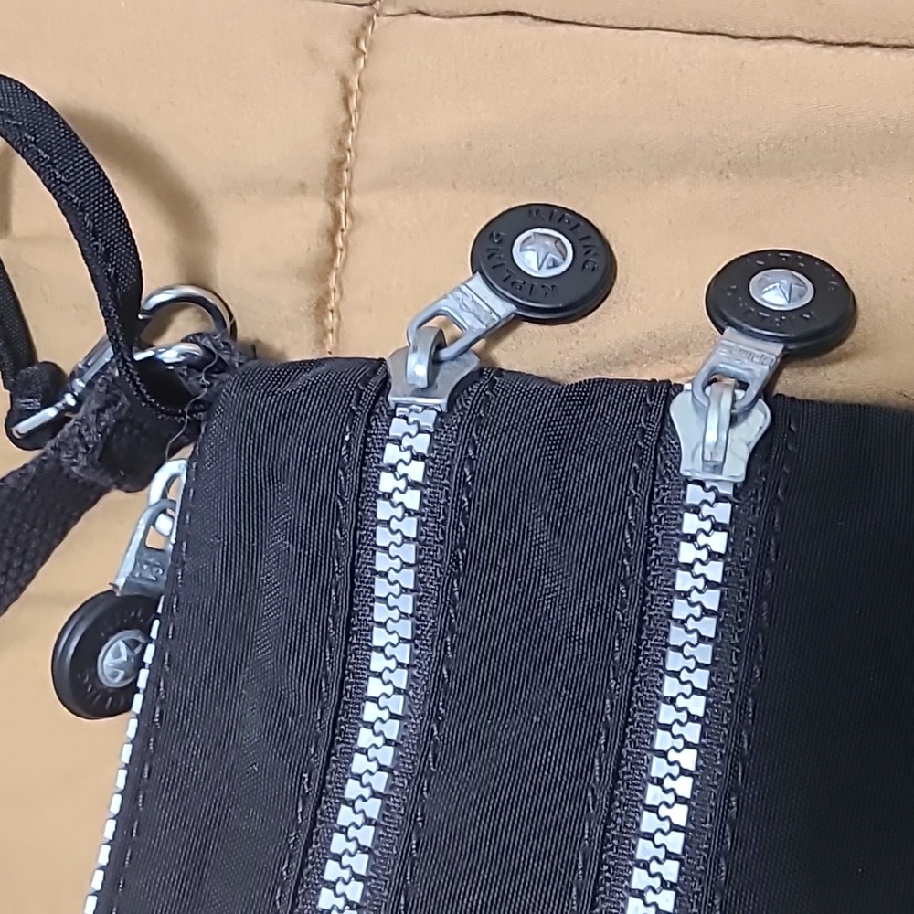 Kipling Black Crossbody Bag Handbag Travel Outdoor - Picture 3 of 6